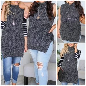 Listicle | NWT Sleeveless Turtleneck Sweater